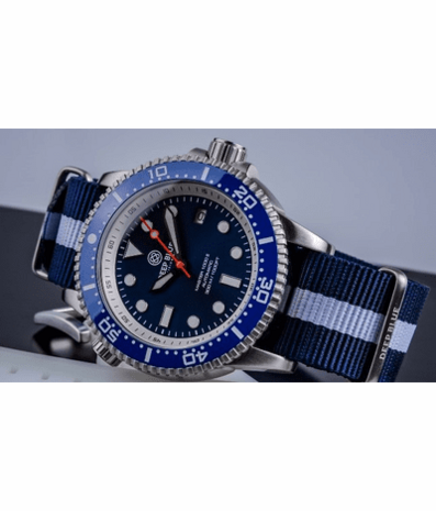 MASTER 1000 II 44MM AUTOMATIC DIVER BLUE CERAMIC BEZEL &ndash; BLUE SUNRAY DIAL STRAP